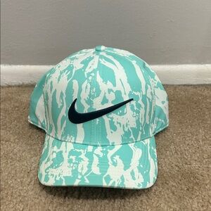 Nike Kids Teal and White Hat